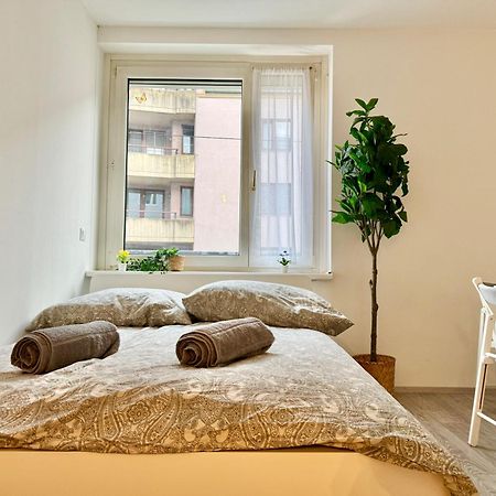 Stylish Schonbrunn Apartments With Free Parking Wien Exterior foto
