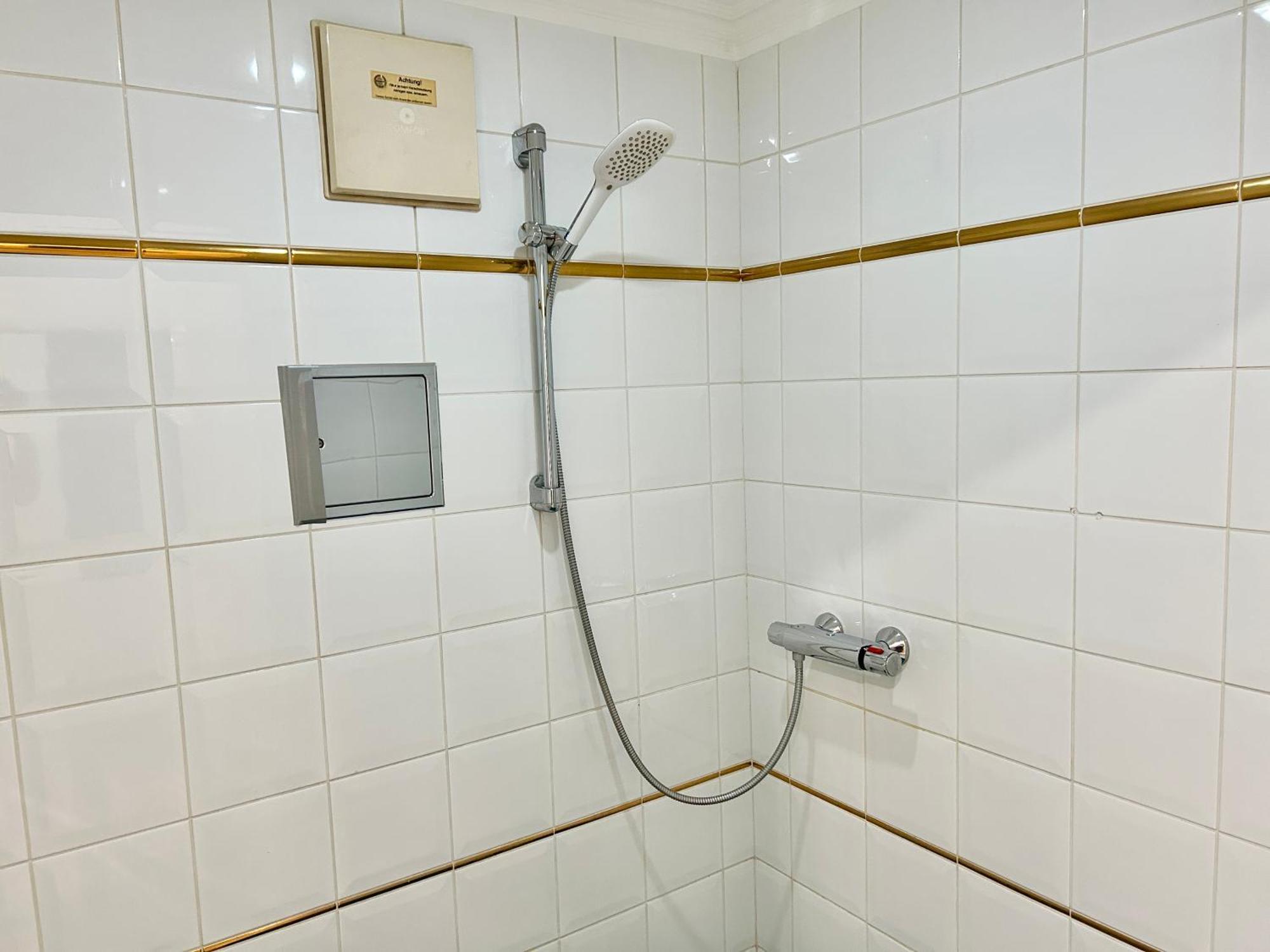 Stylish Schonbrunn Apartments With Free Parking Wien Exterior foto