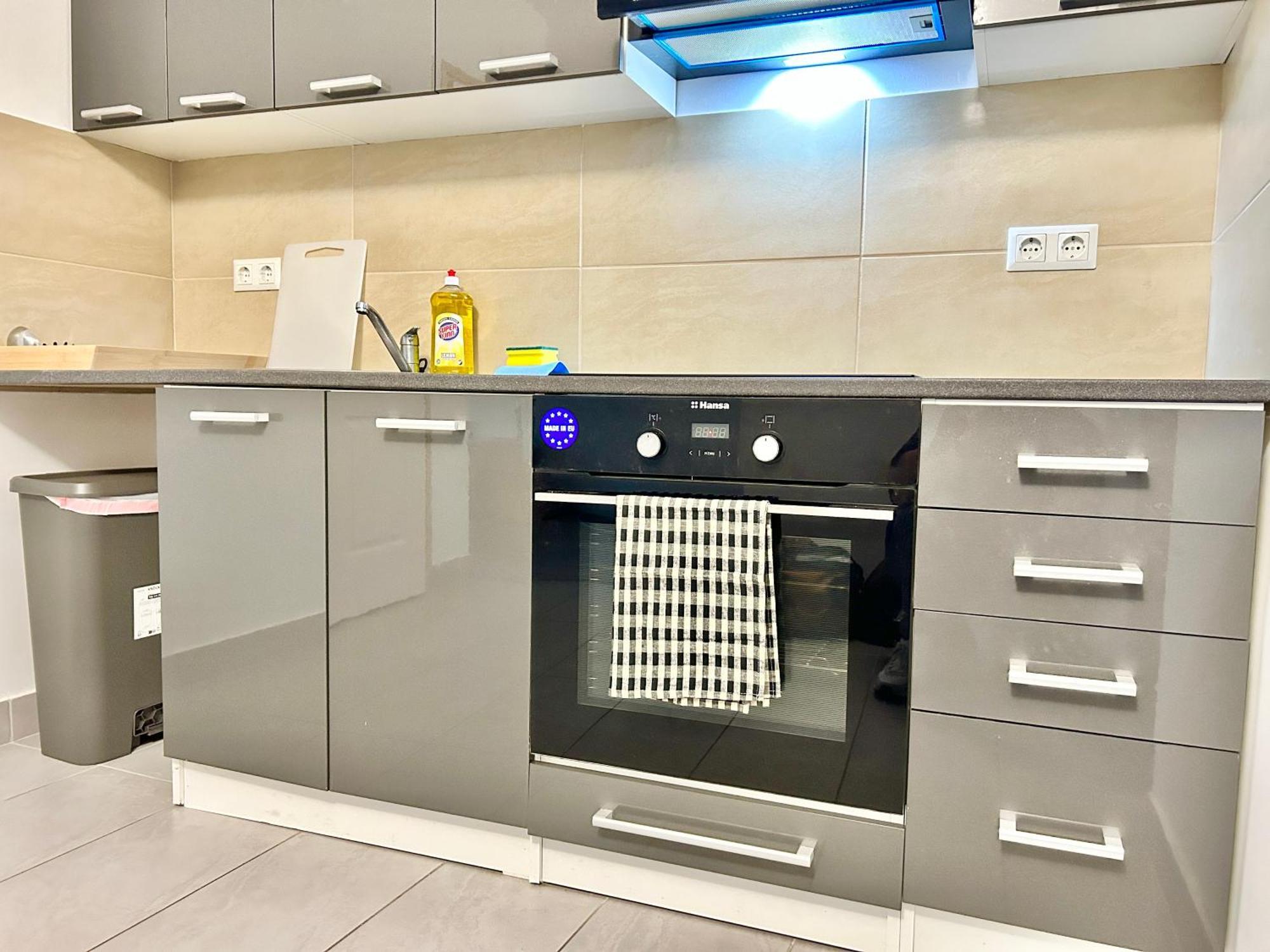 Stylish Schonbrunn Apartments With Free Parking Wien Exterior foto